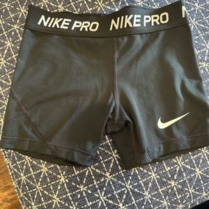 Nike pro sports size small excellent condition